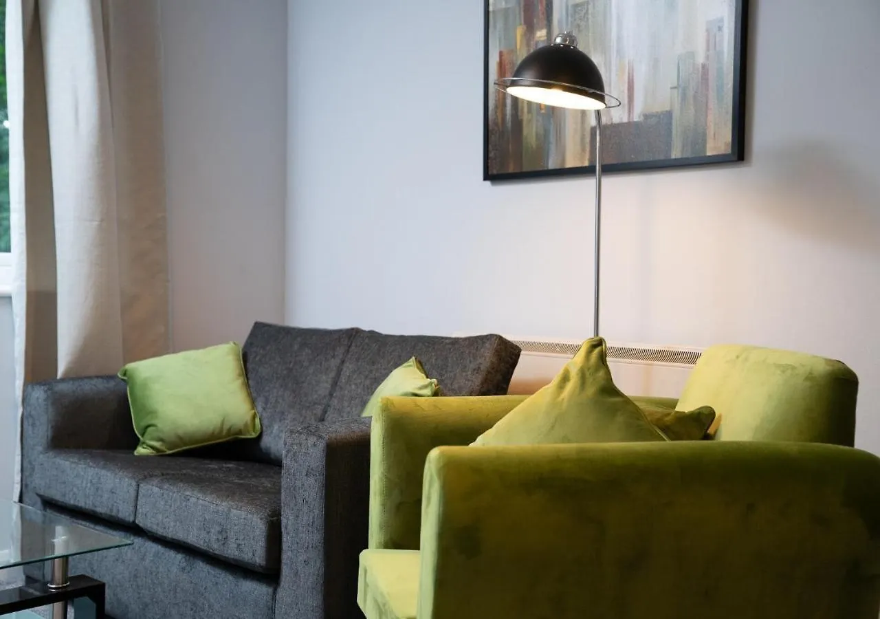 Crawley 1-Bedroom Near Gatwick Airport With Free Parking Ifield 0*,  United Kingdom